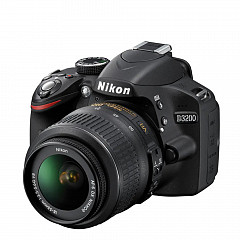 Nikon D3200 con lente