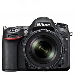 Nikon D7100 con lente